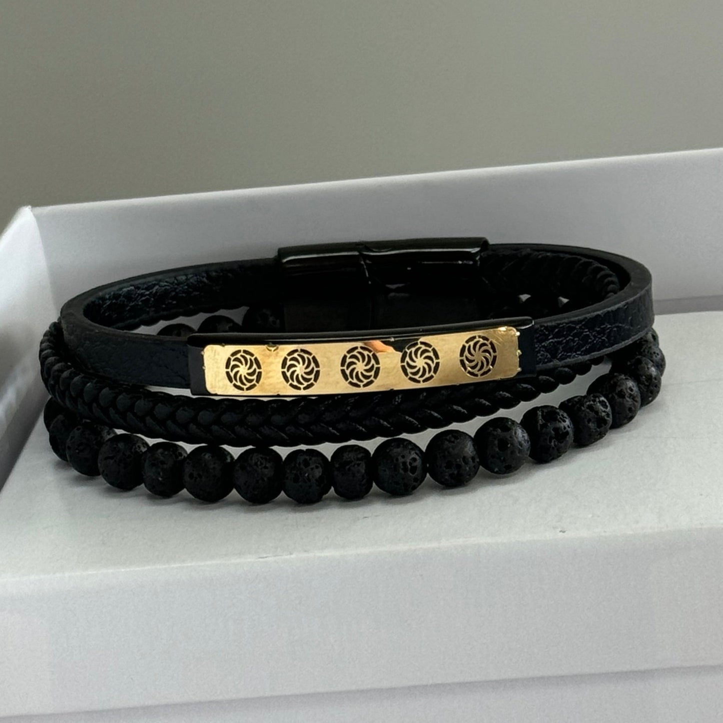Wristband with 18k Gold Design in Armenian infinity sign