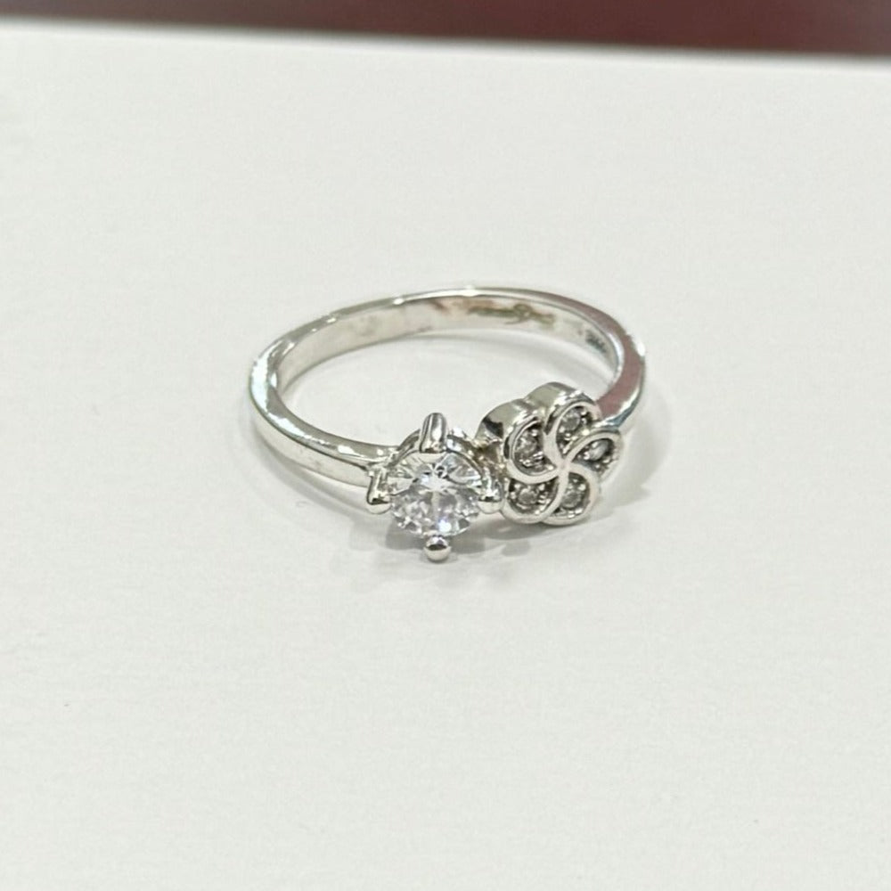 Circle Cubic Zirconia with Flower design #232