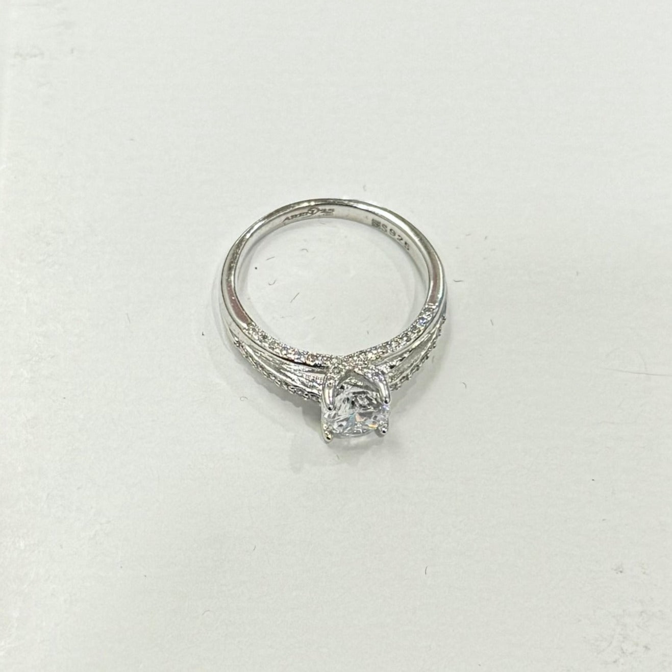 Cubic Zirconia Engagement ring #236