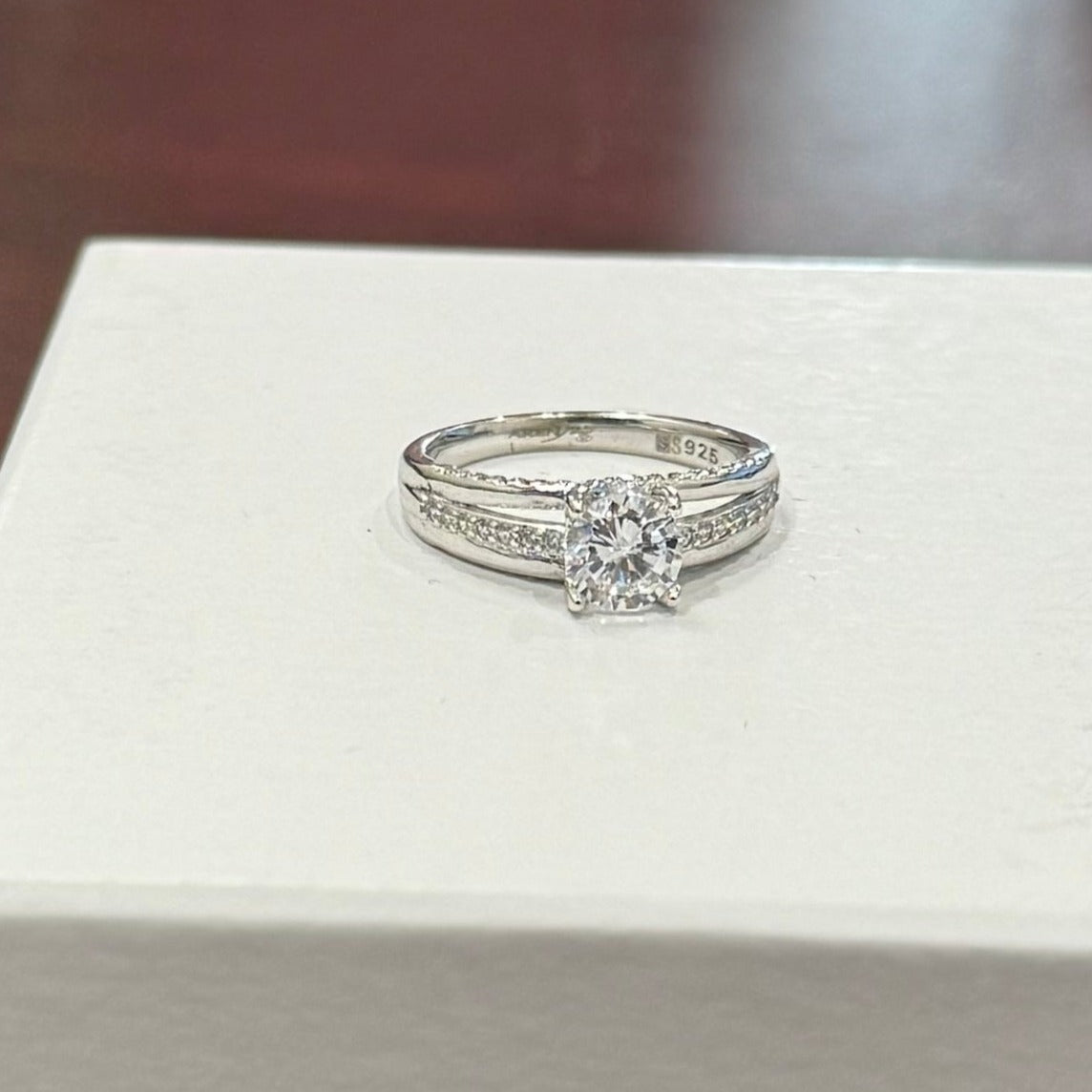 Cubic Zirconia Engagement ring #236