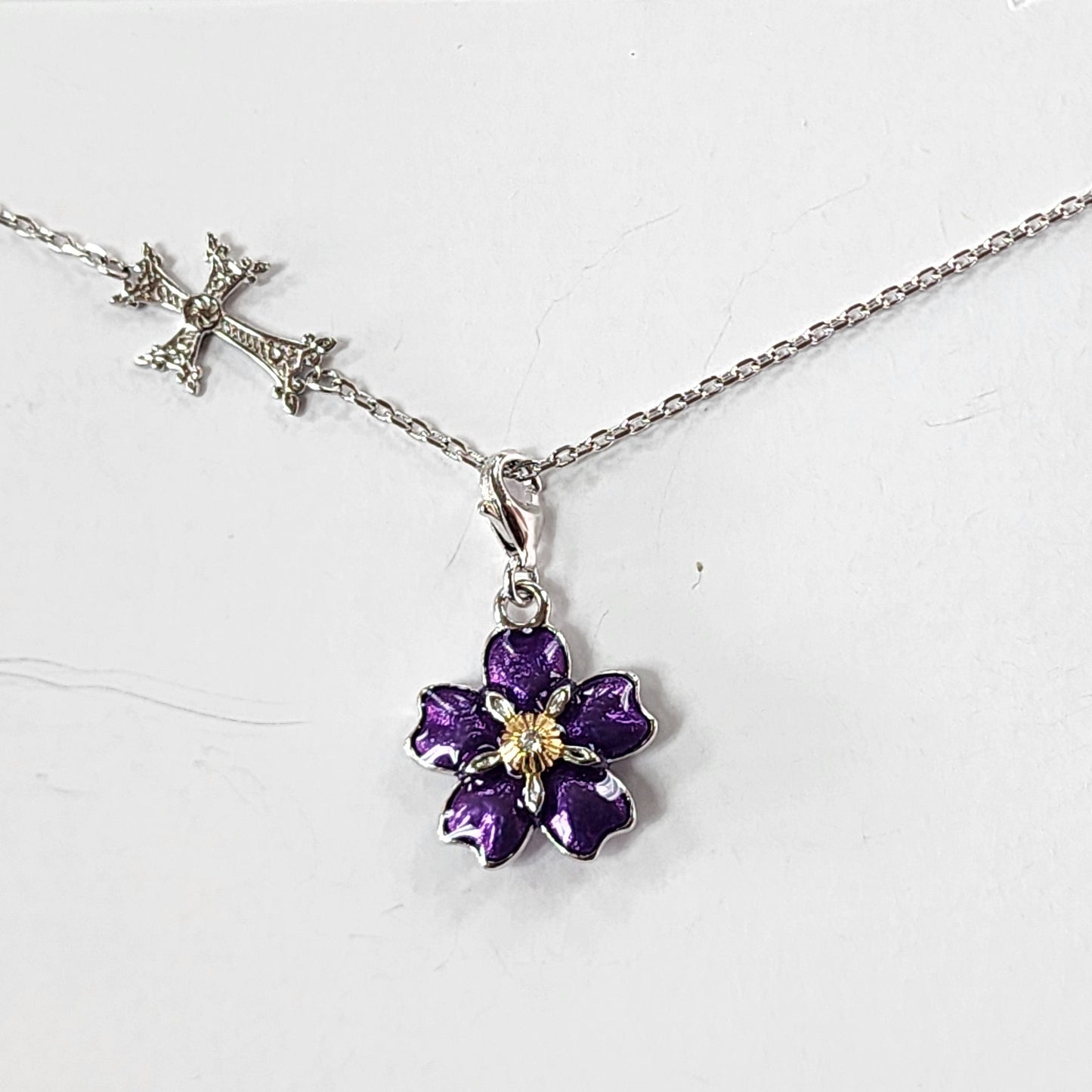 Woman's Cross necklace chain