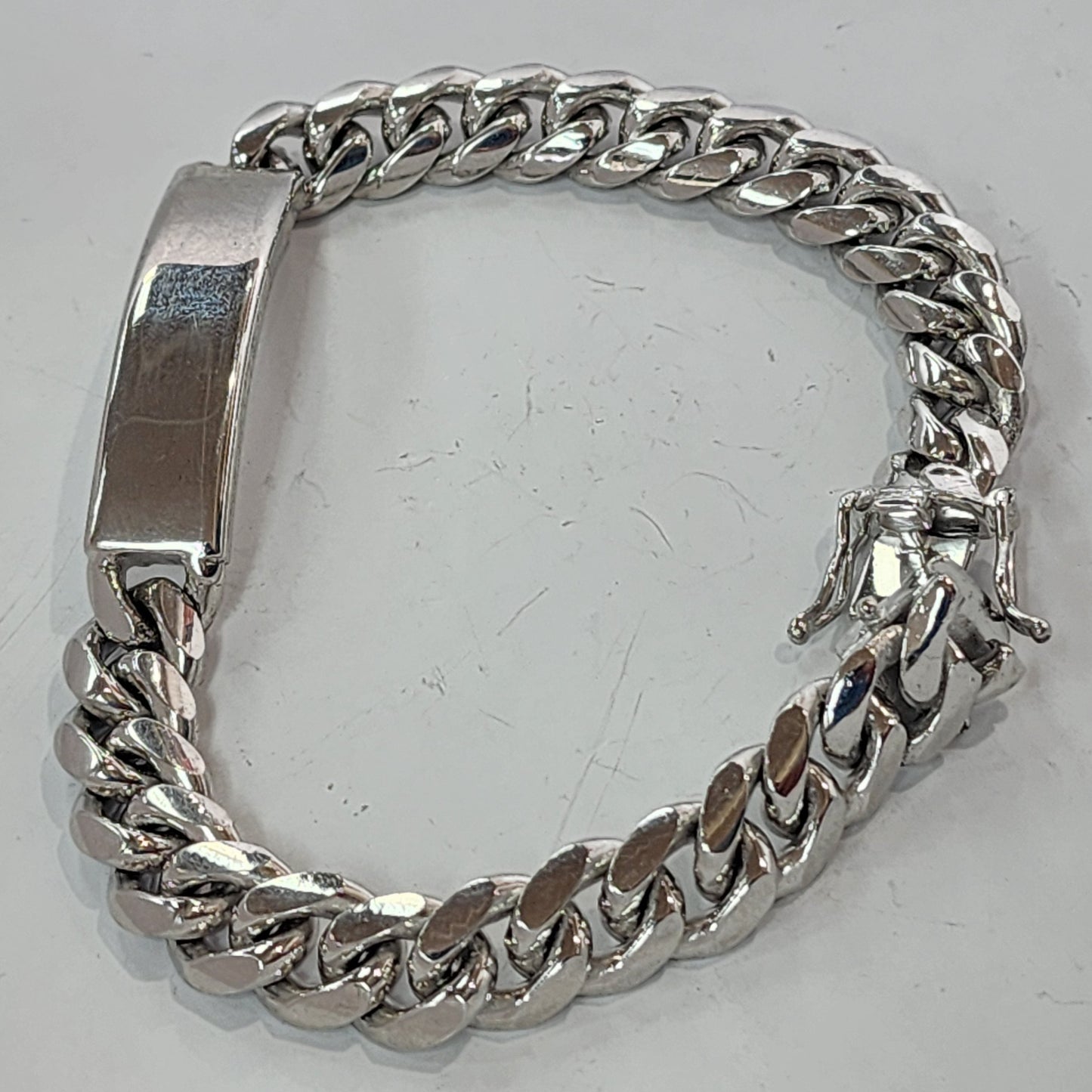 "Hayravank" Silver link bracelet