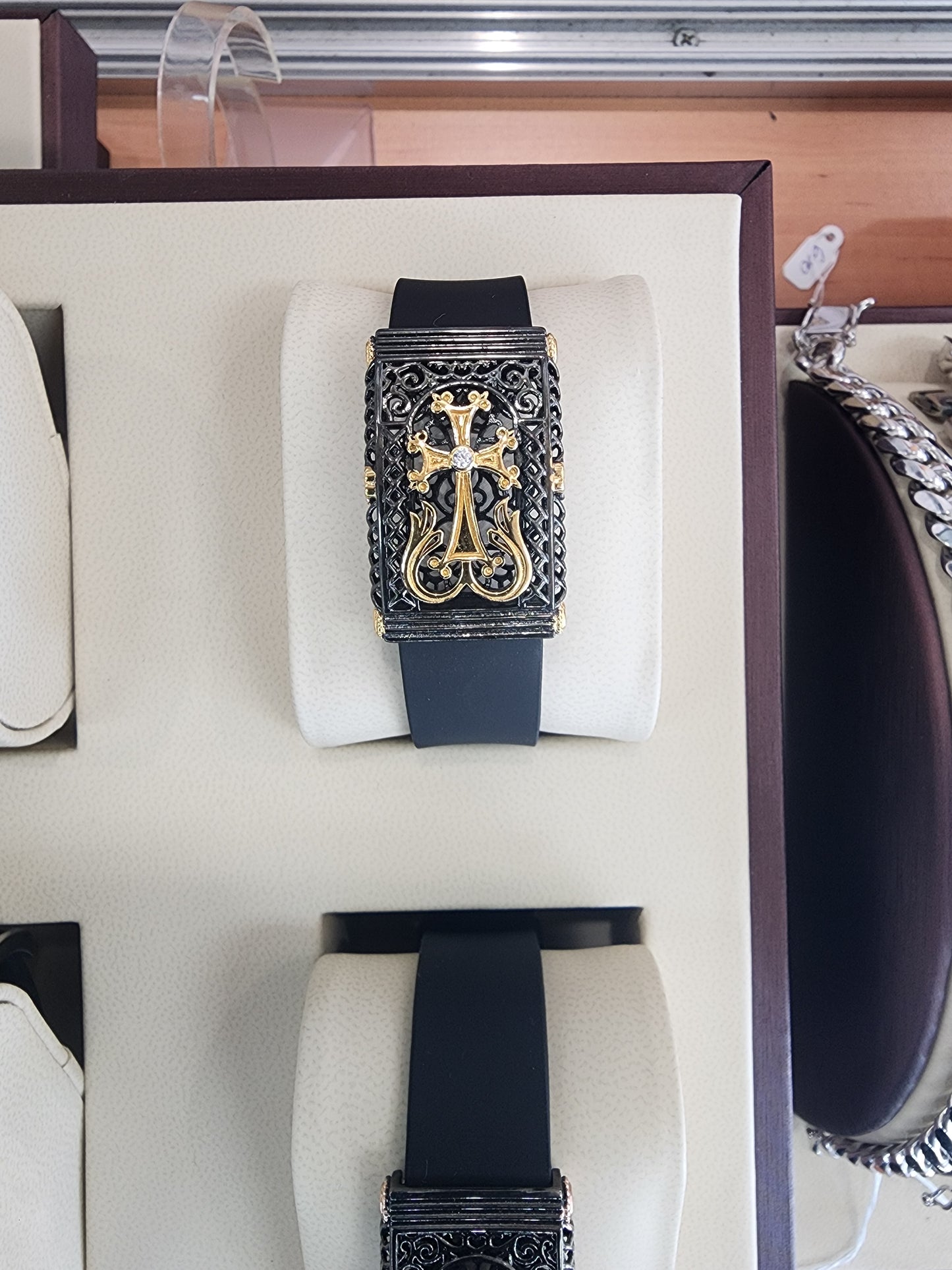 #1206 Natalie wrist band silver