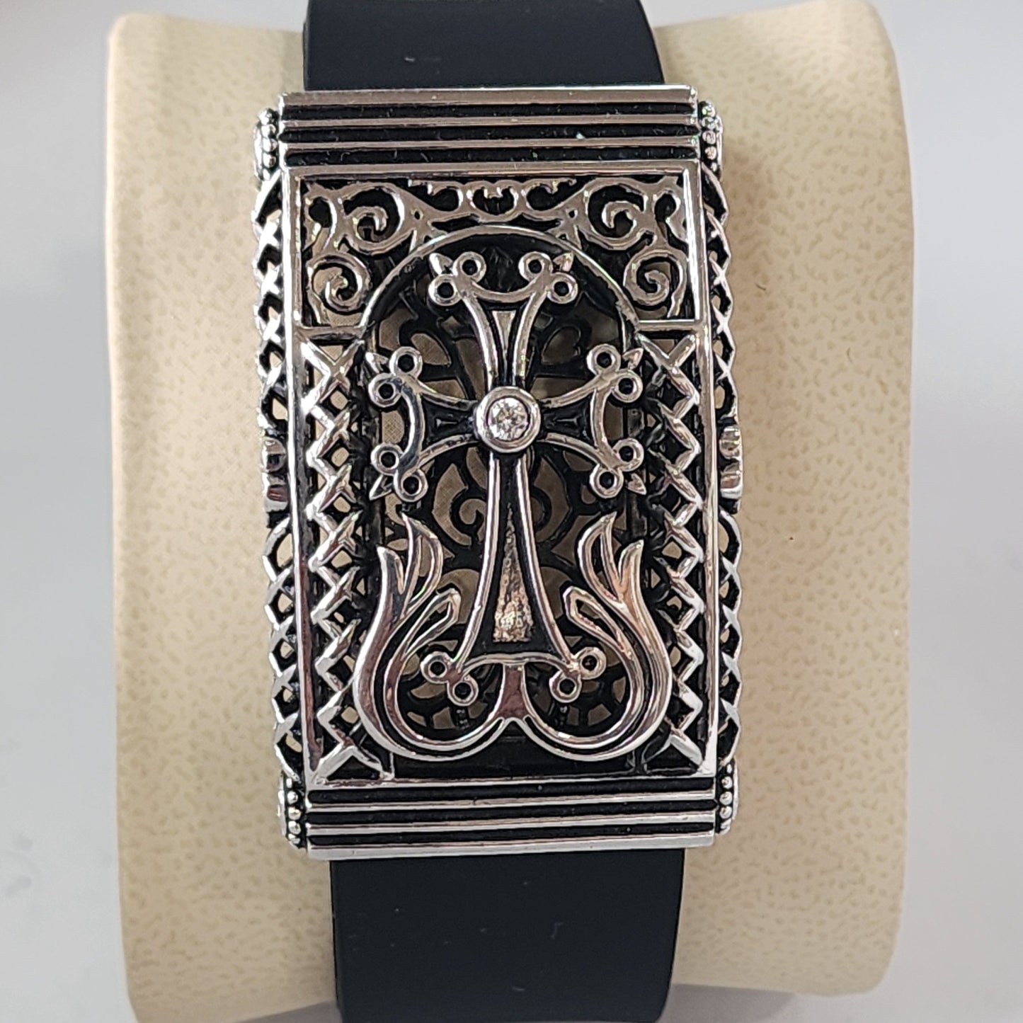 "Aram" men's Cross Bracelet #090