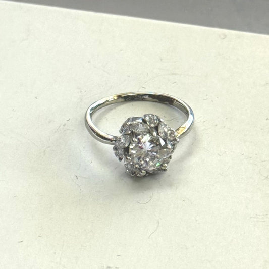 Circle Cubic Zirconia cluster ring #238