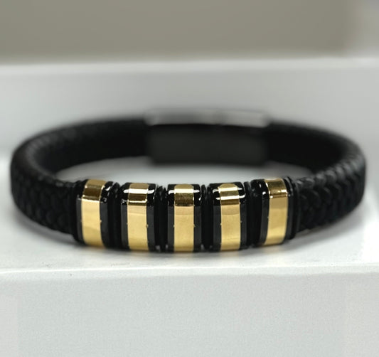 18k gold Bracelet with rope band